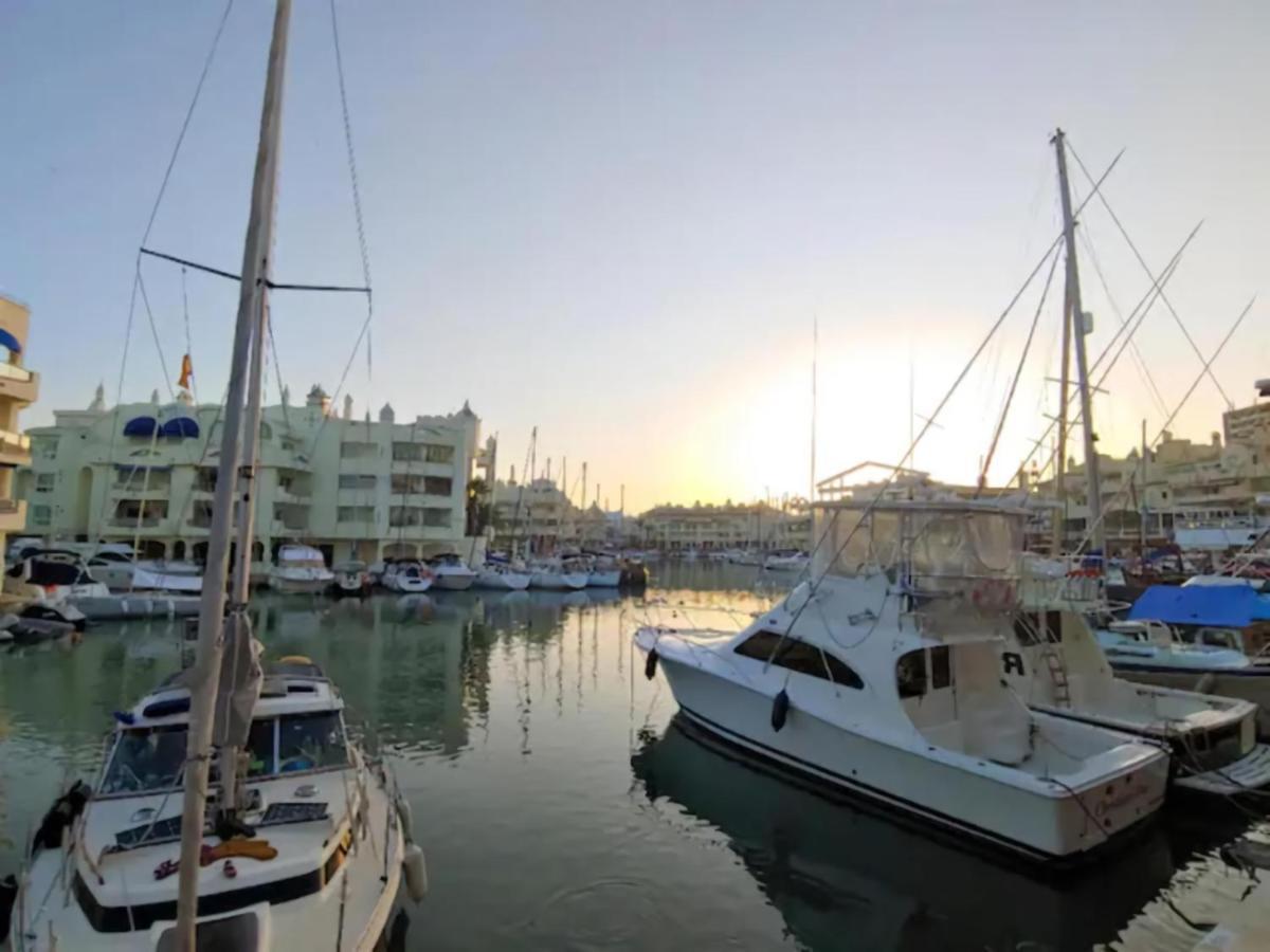 Benalmadena Beachfront Puerto Marina Sunrise Екстер'єр фото
