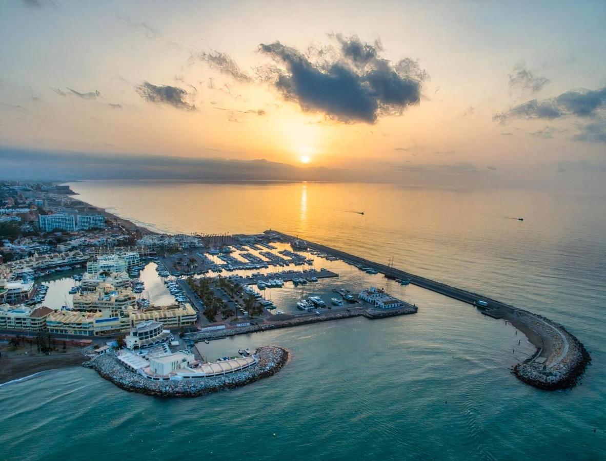 Benalmadena Beachfront Puerto Marina Sunrise Екстер'єр фото
